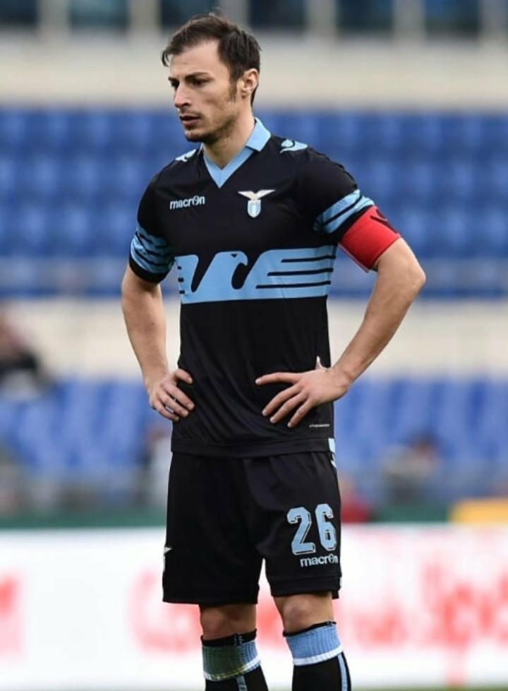 里程碑夜！拉齐奥再遭质疑，NBA总决赛国际比赛日刷纪录，媒体盛赞，高层口径保持一致的简单介绍爱游戏app下载