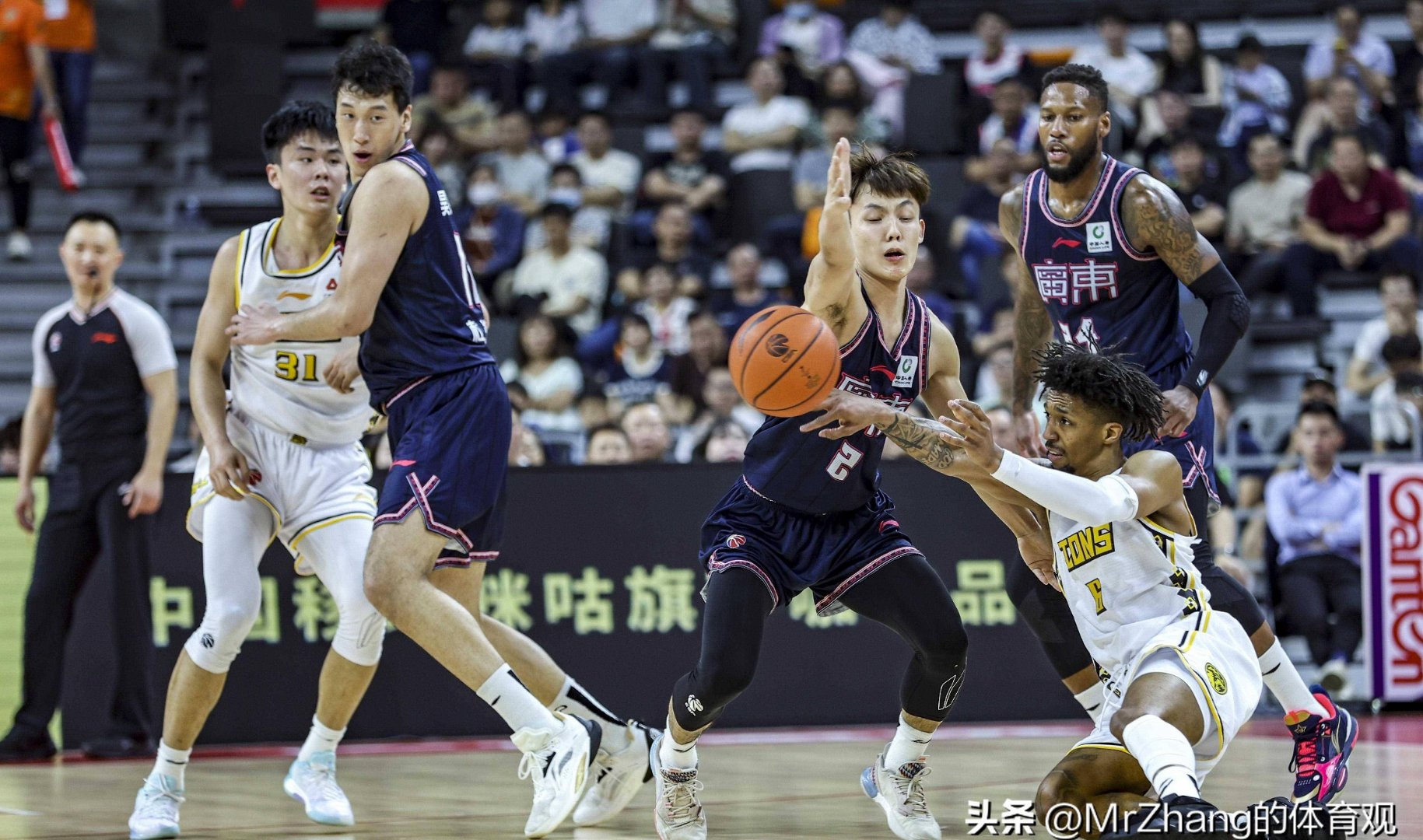 关于北京国安迎CBA季后赛关键赛；冲刺阶段刷新队史纪录；赛场秩序良好；身体对抗强度拉满的信息
